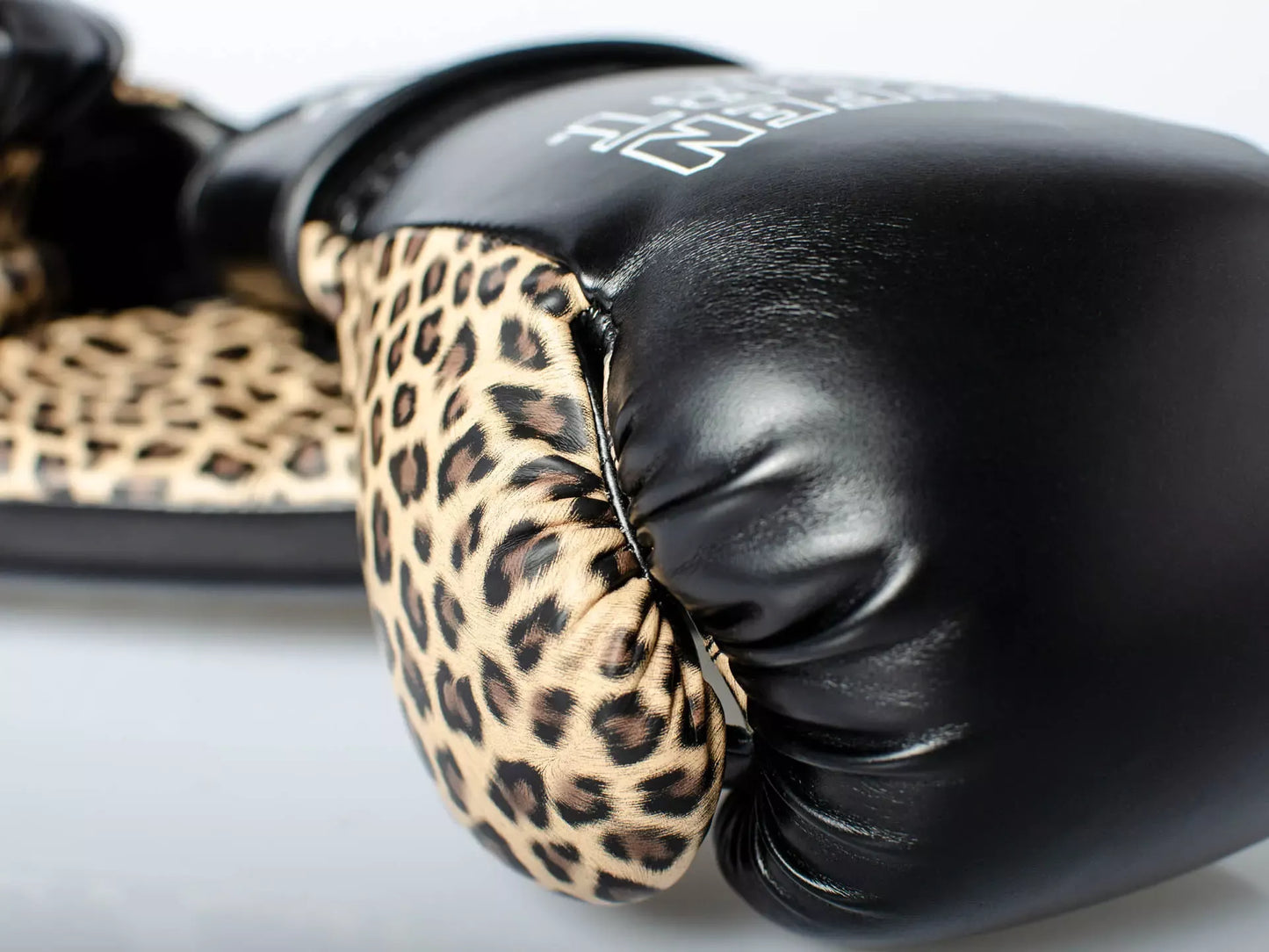 Boxhandschuhe PAFFEN SPORT WOMAN BLACK LEO